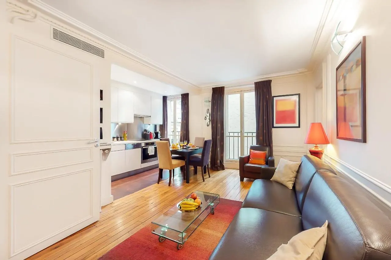 Opera - Louvre City Apartment